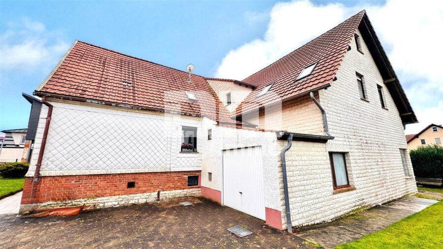 (R)eserviert!!!Modernisiertes Ein- bis Zweifamilienhaus mit Anbau BJ 1992 + 2. Baugrundstück - Rückansicht